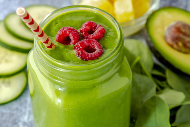 Avocado-Himbeeren-Smoothie